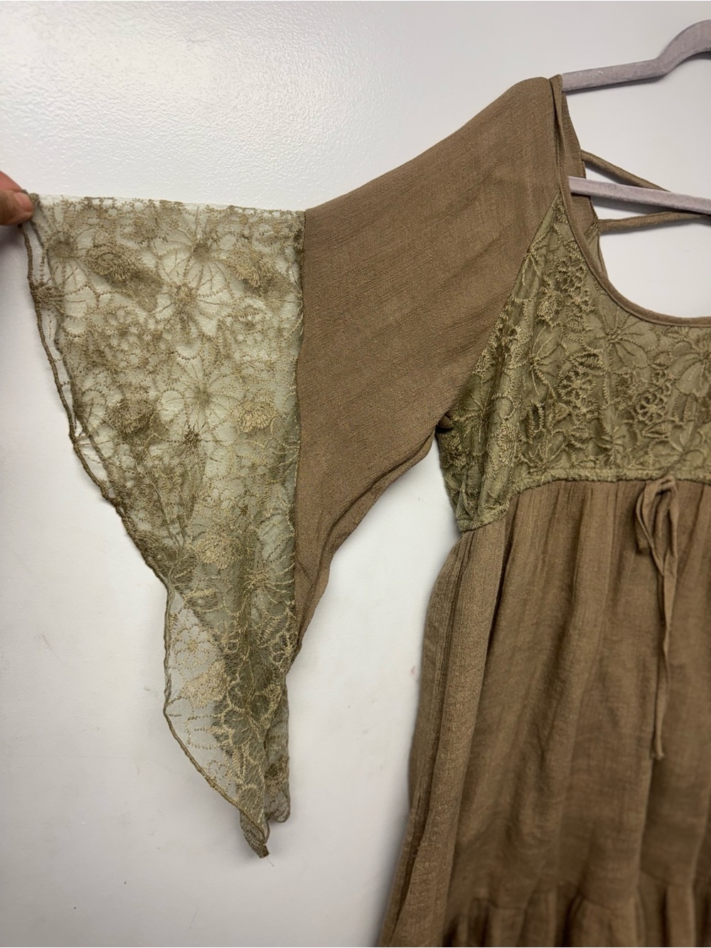 Rebellion Again Taupe Lace Bell Sleeve Babydoll Mini Dress M Western Boho C5 - Picture 4 of 10